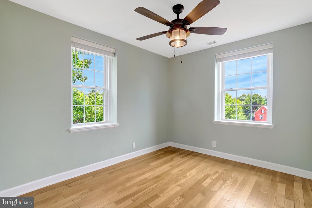 3052 S BUCHANAN STREET Unit: C1