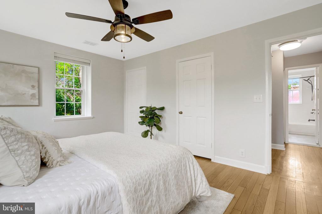 3052 S BUCHANAN STREET Unit: C1