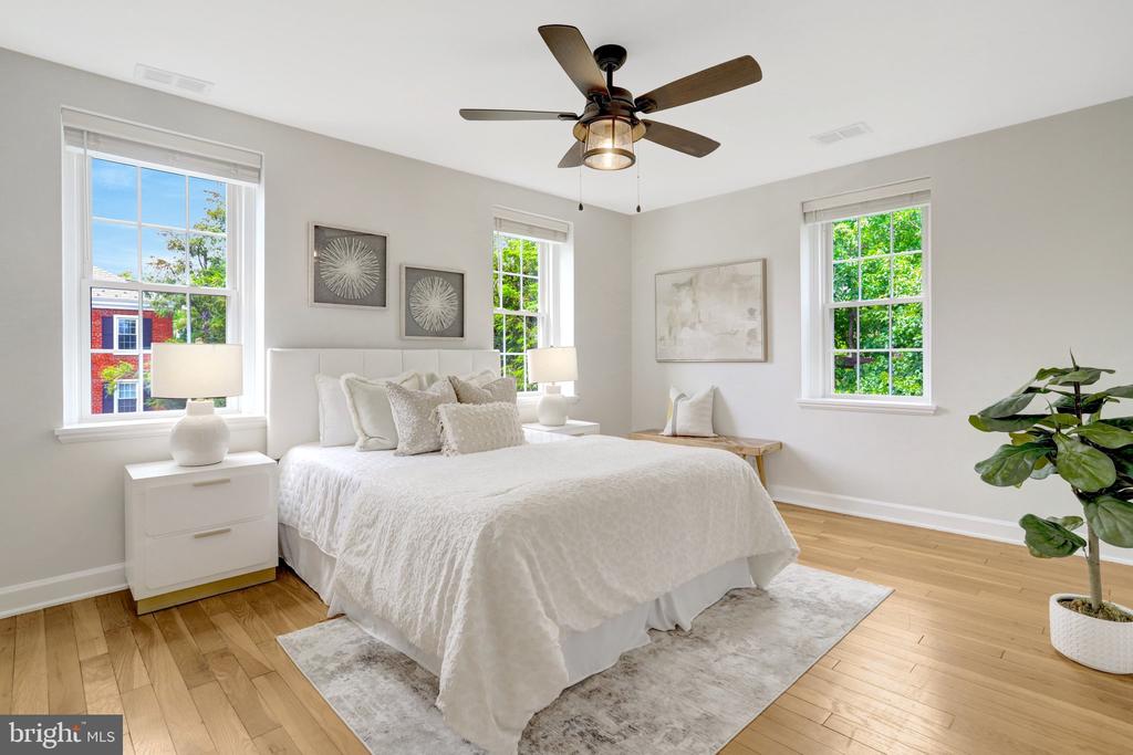 3052 S BUCHANAN STREET Unit: C1