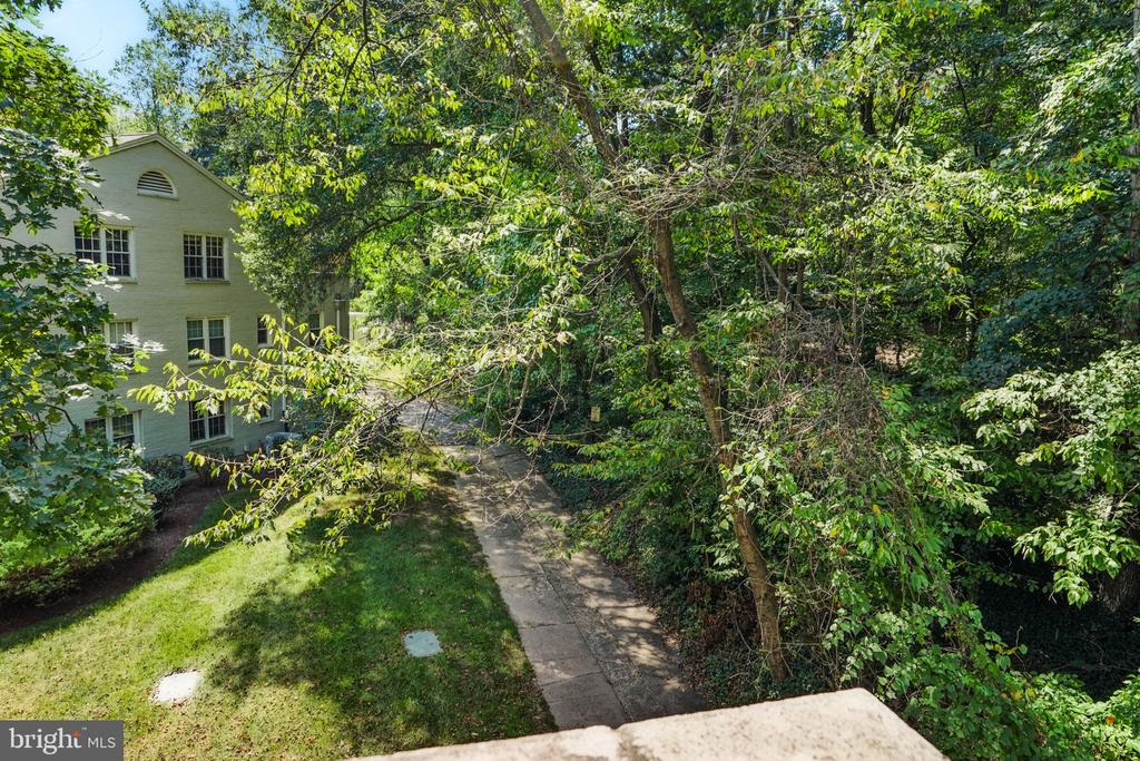 704 S ARLINGTON MILL DRIVE Unit: 17302
