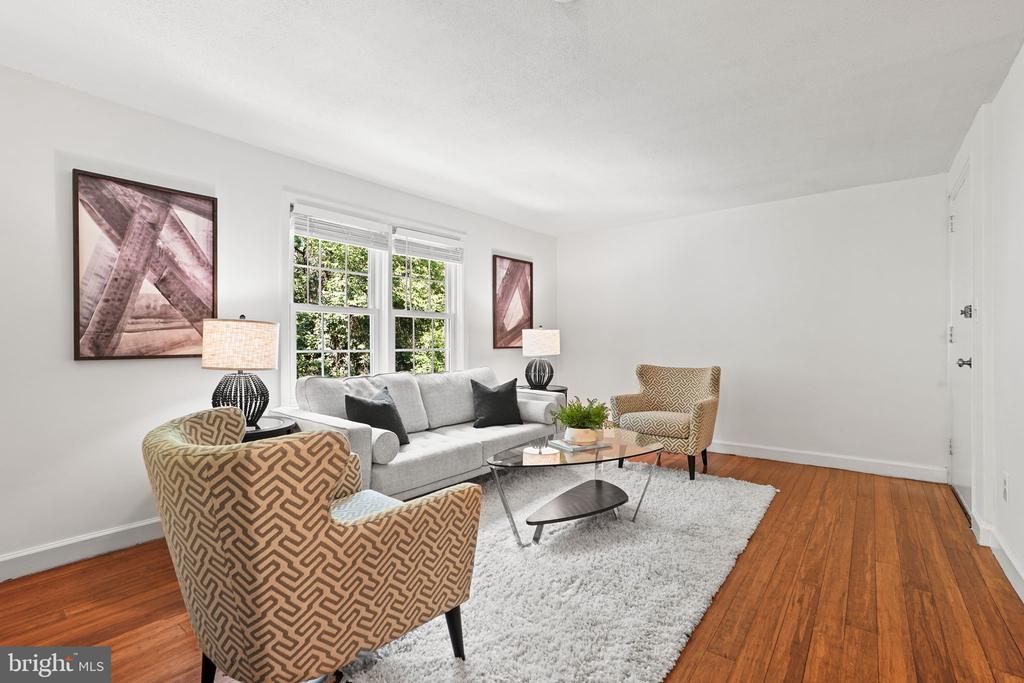 704 S ARLINGTON MILL DRIVE Unit: 17302