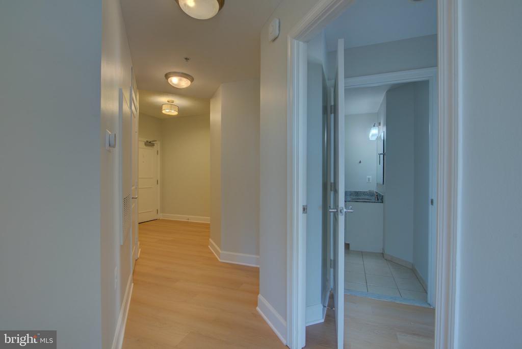 3600 S GLEBE ROAD Unit: 417W