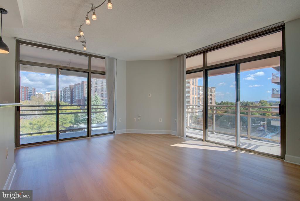 3600 S GLEBE ROAD Unit: 417W
