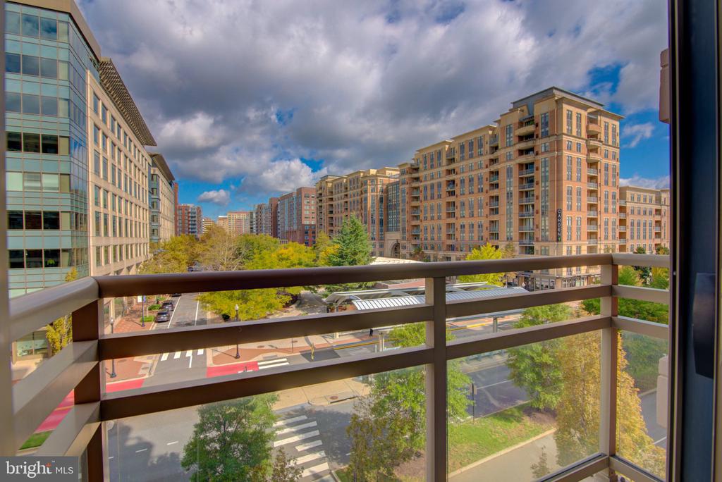 3600 S GLEBE ROAD Unit: 417W