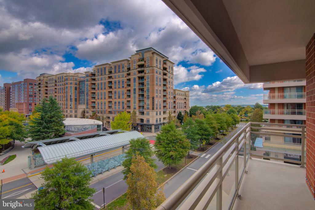 3600 S GLEBE ROAD Unit: 417W