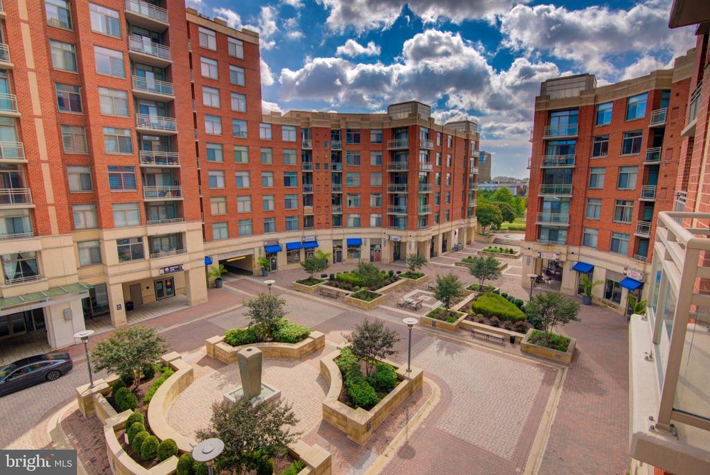 3600 S GLEBE ROAD Unit: 417W