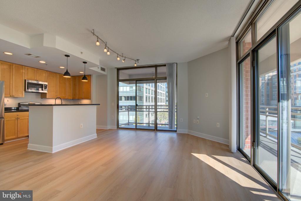 3600 S GLEBE ROAD Unit: 417W