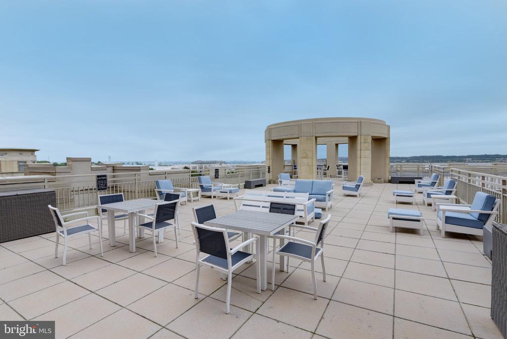 3600 S GLEBE ROAD Unit: 417W