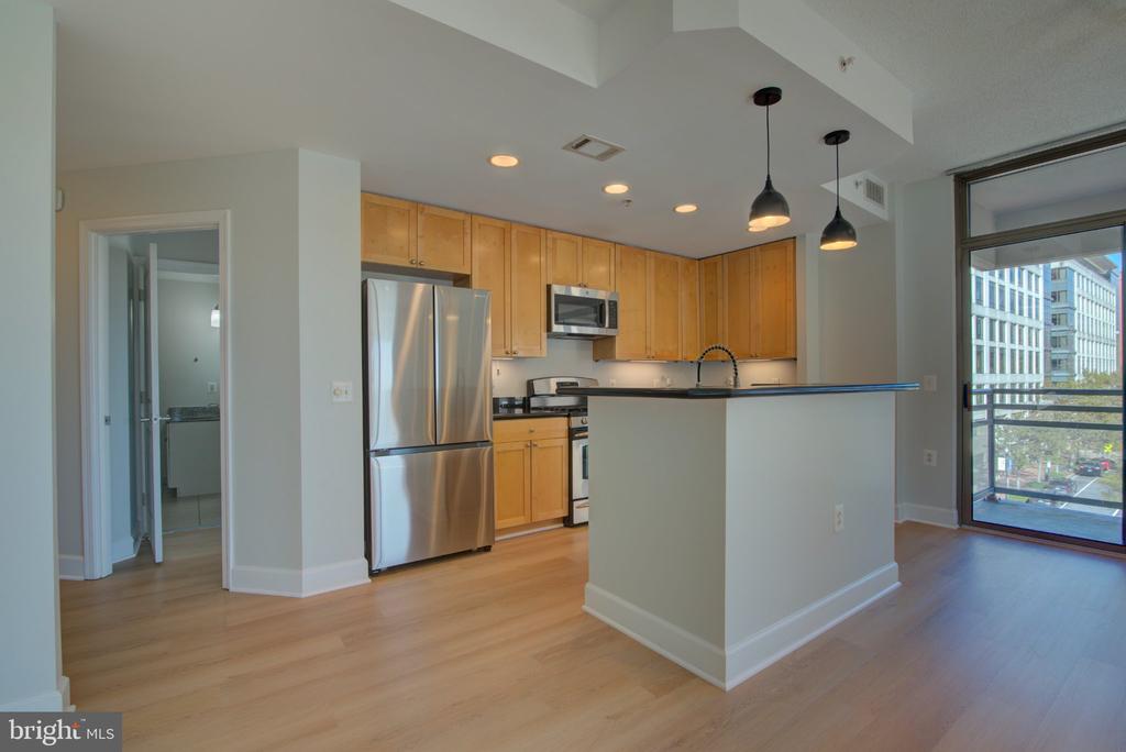 3600 S GLEBE ROAD Unit: 417W