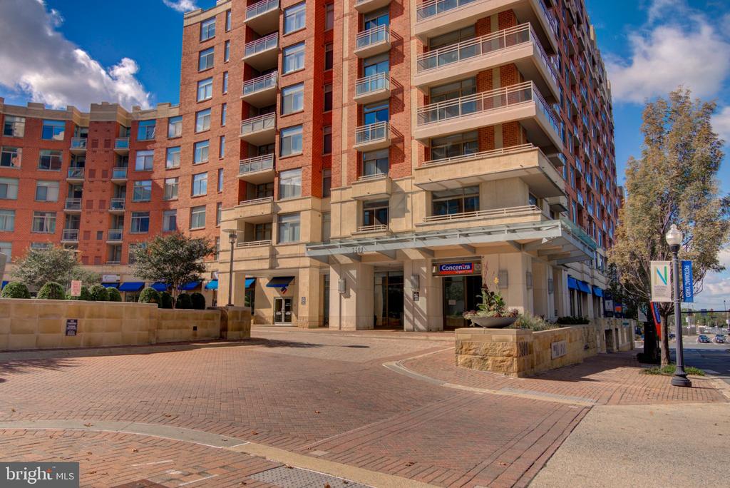 3600 S GLEBE ROAD Unit: 417W