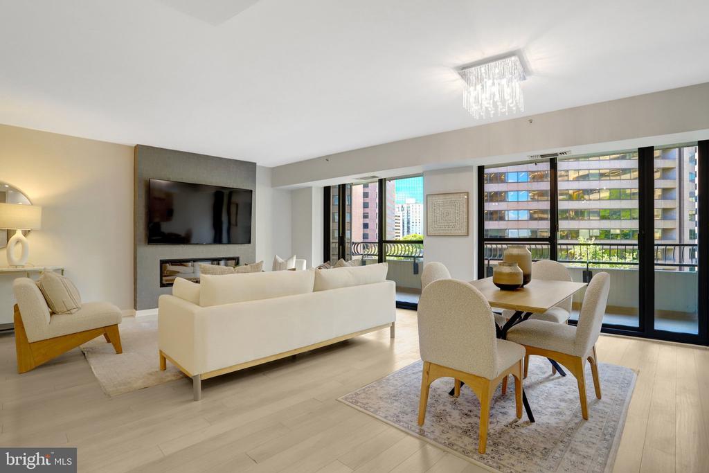 1300 CRYSTAL DRIVE Unit: 601S