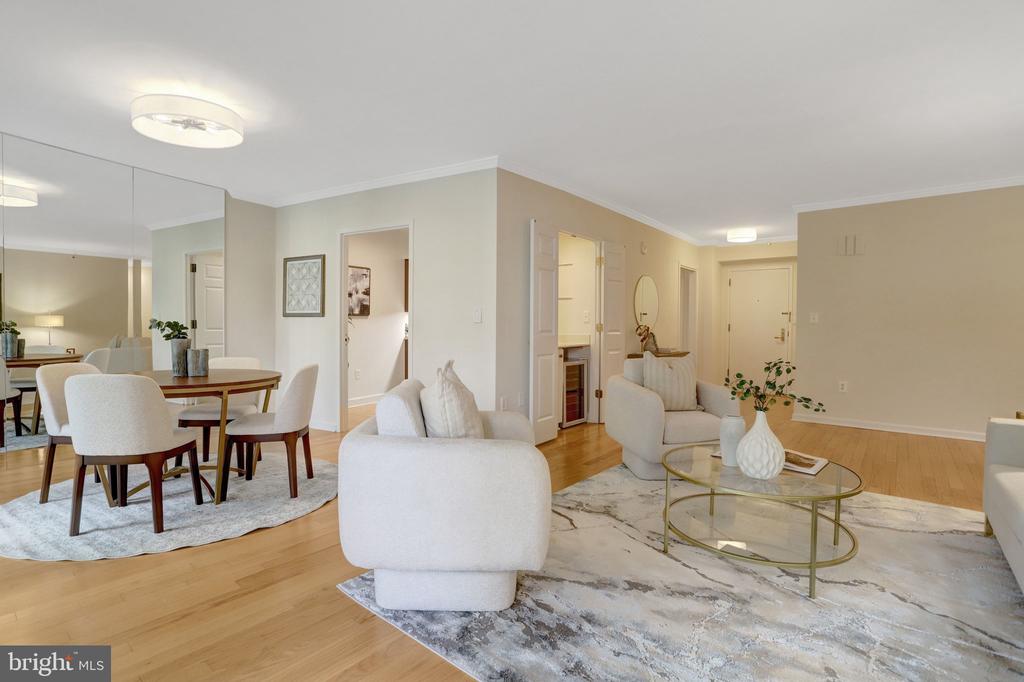 1300 CRYSTAL DRIVE Unit: 401S