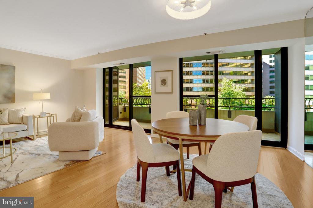 1300 CRYSTAL DRIVE Unit: 401S
