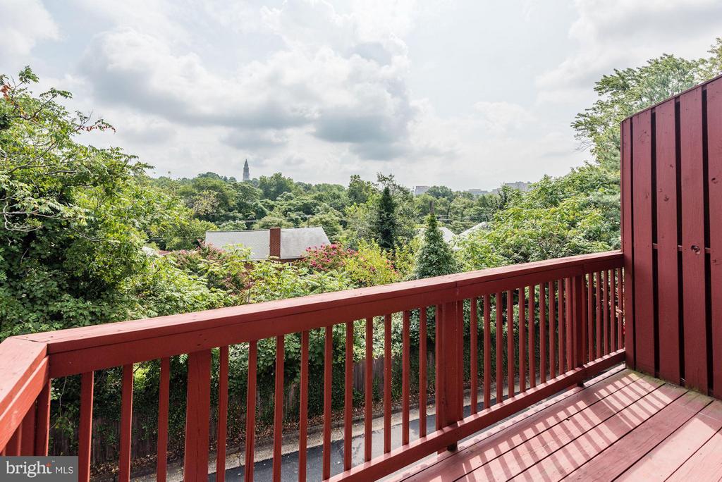 103 SKYHILL ROAD 8