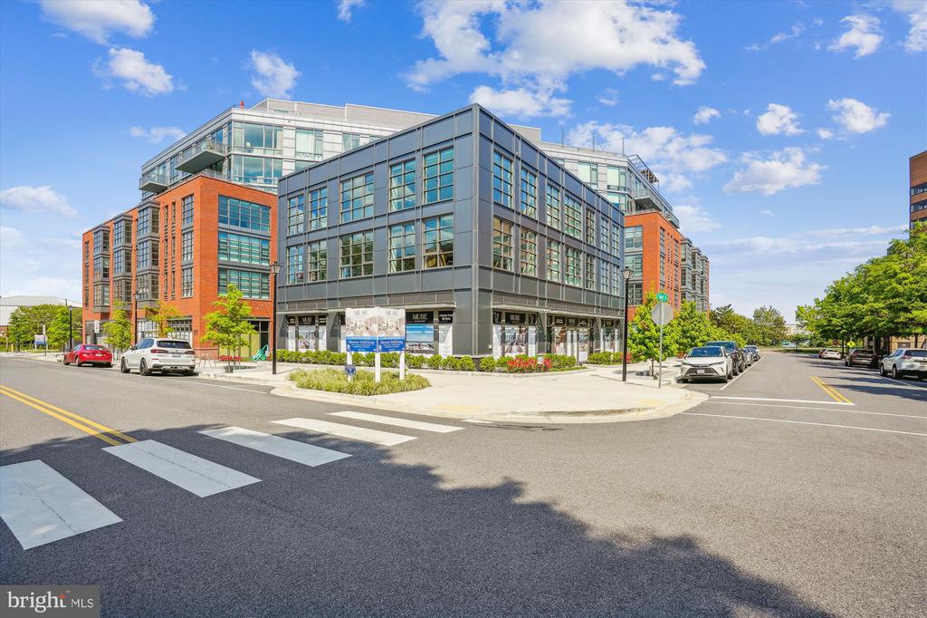 1201 N ROYAL STREET 106