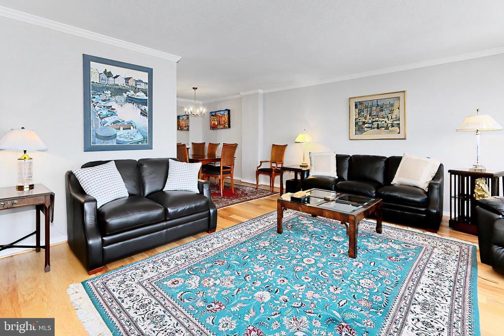 801 N PITT STREET 1407