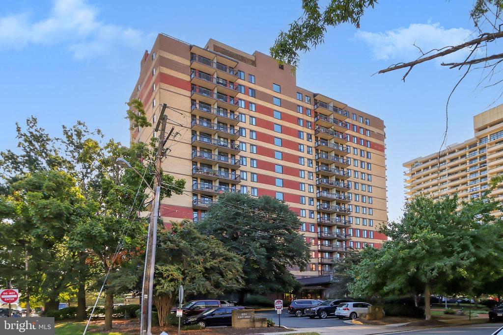 801 N PITT STREET 1407