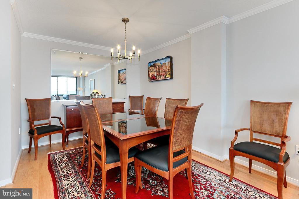 801 N PITT STREET 1407