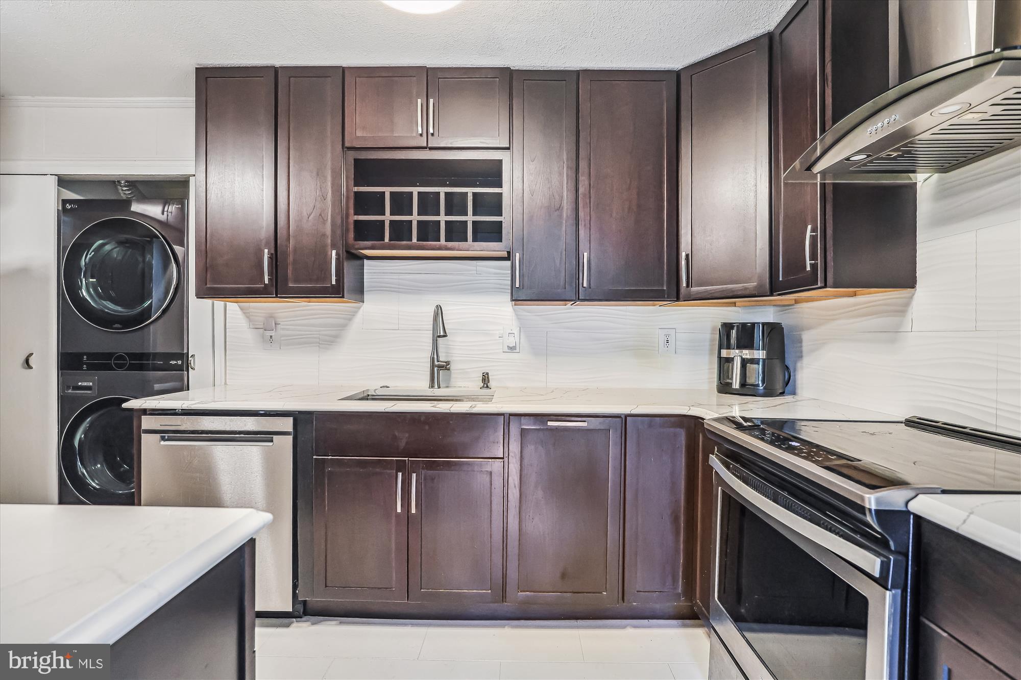 6101 EDSALL ROAD 1002