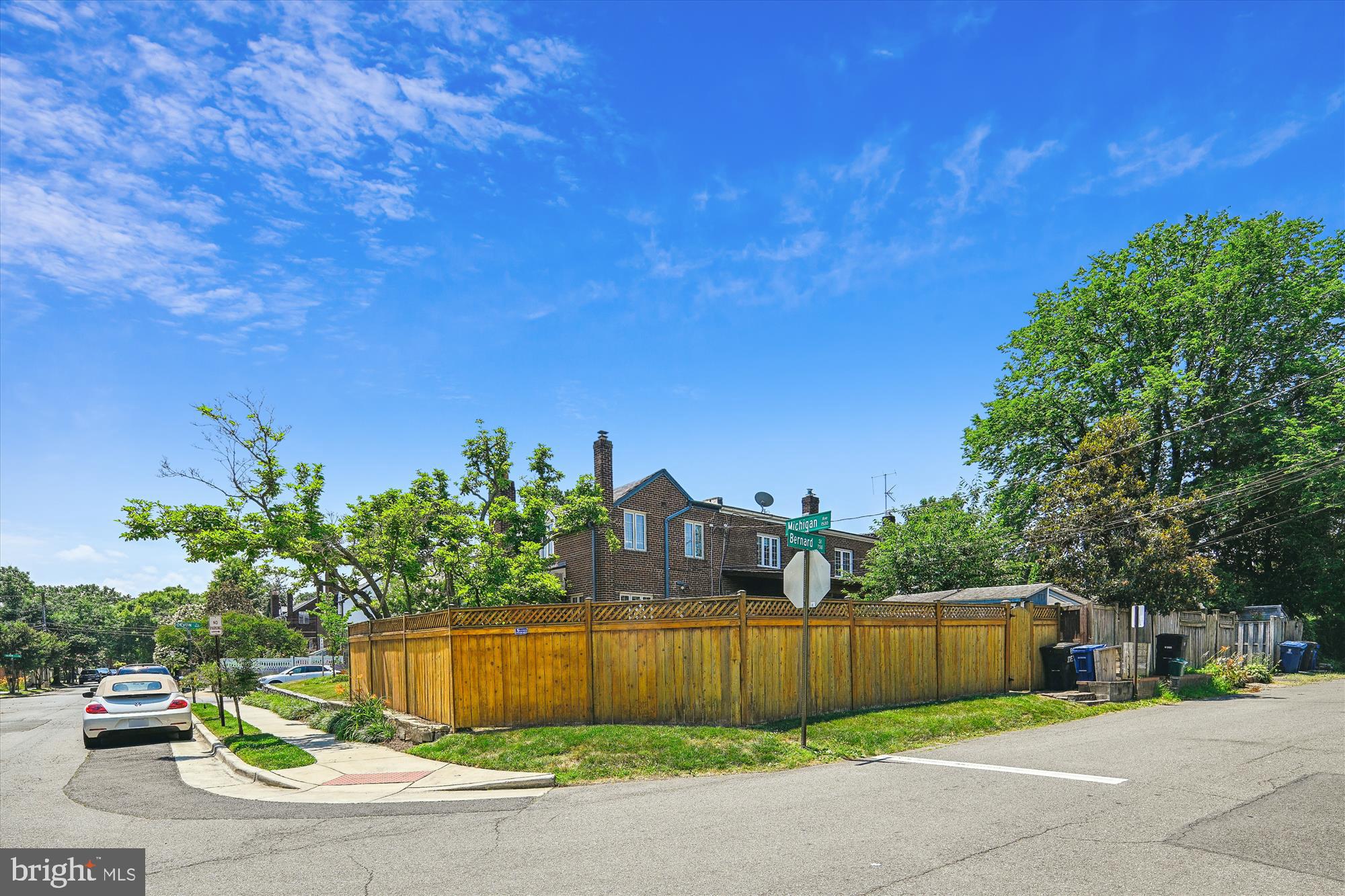 801 DEVON PLACE