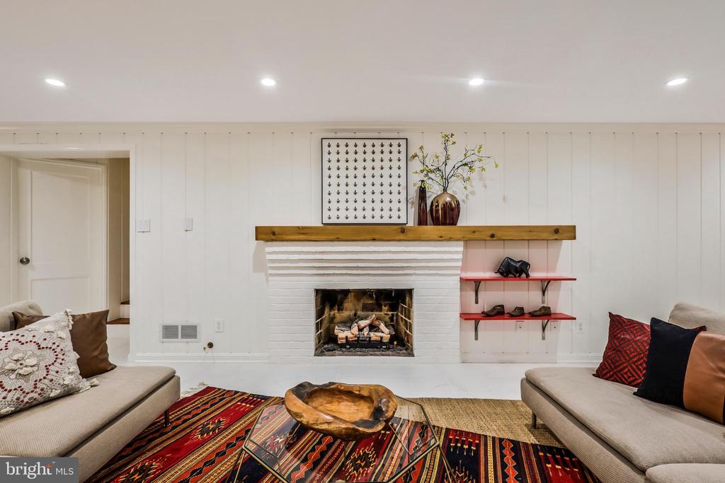 1108 VASSAR ROAD