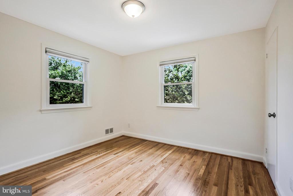 1108 VASSAR ROAD