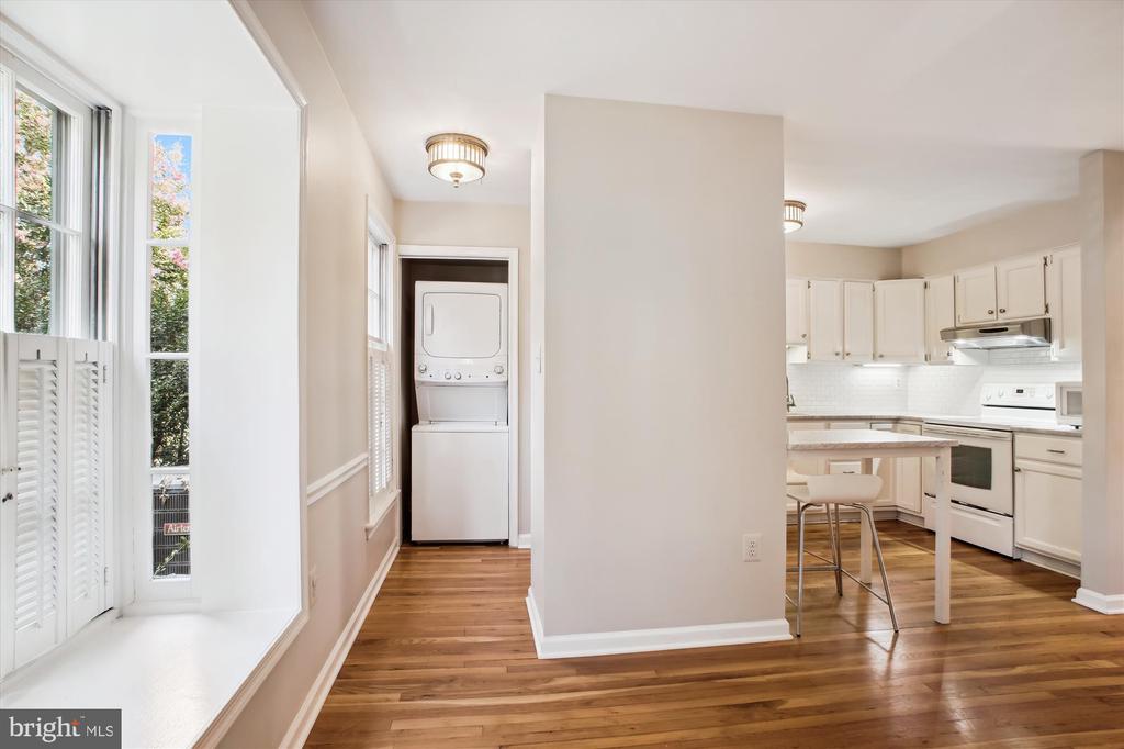 450 W GLEBE ROAD