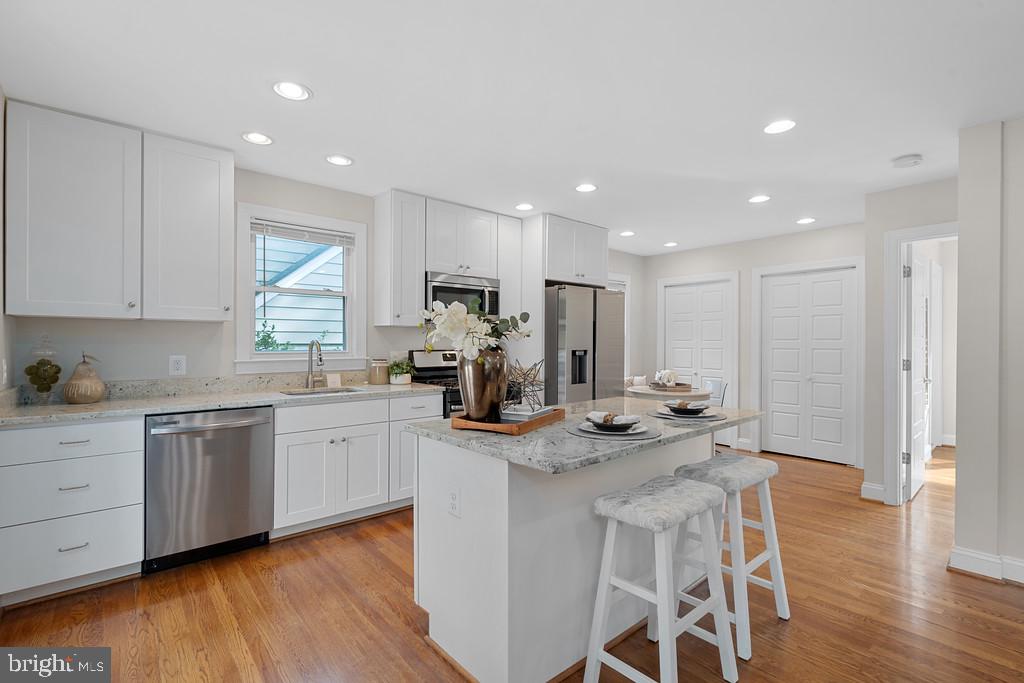 2811 OLD DOMINION BOULEVARD