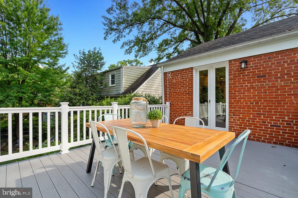 2811 OLD DOMINION BOULEVARD