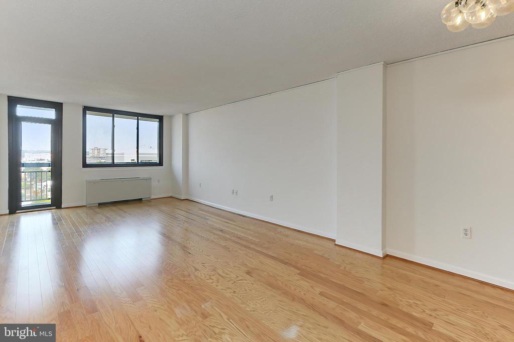 801 N PITT STREET 1209