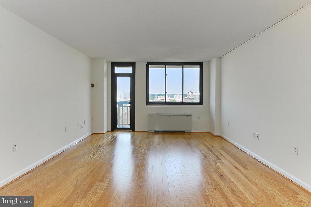 801 N PITT STREET 1209