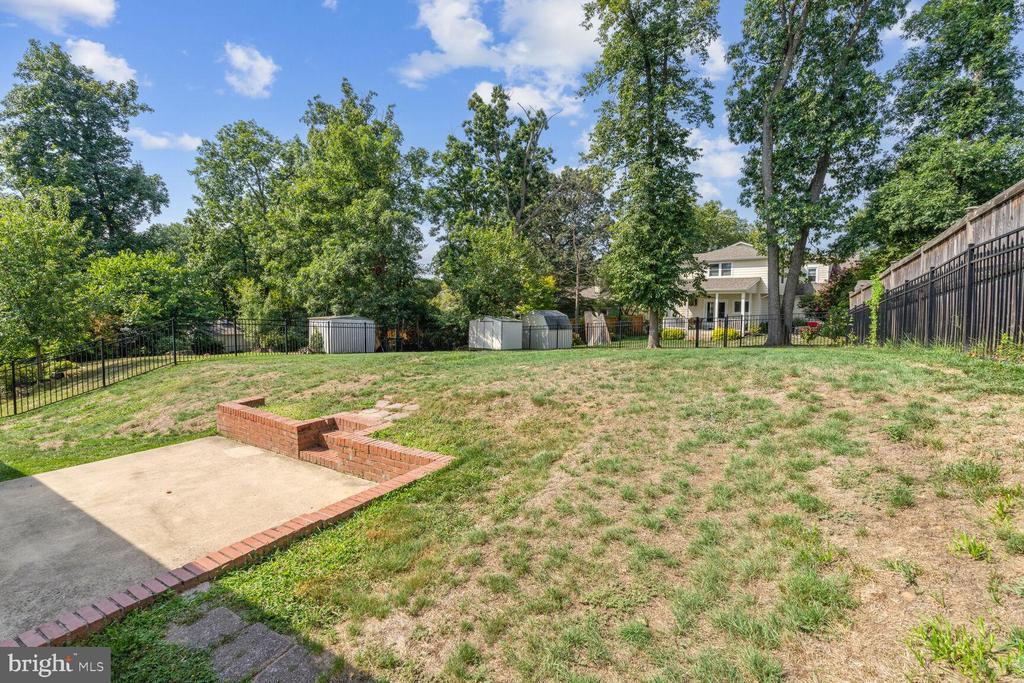 2908 EDGEHILL DRIVE