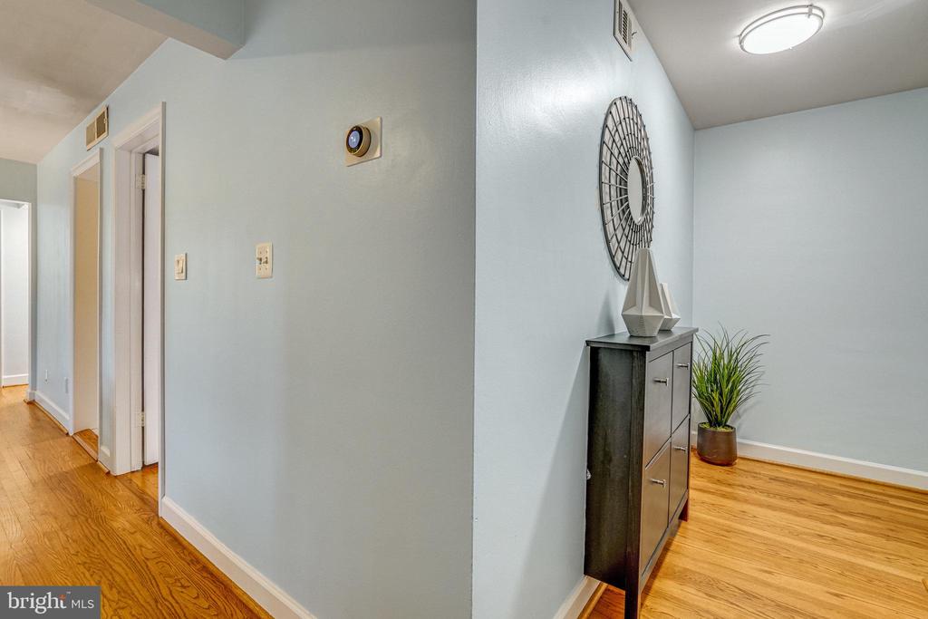 702 S FAYETTE STREET 22