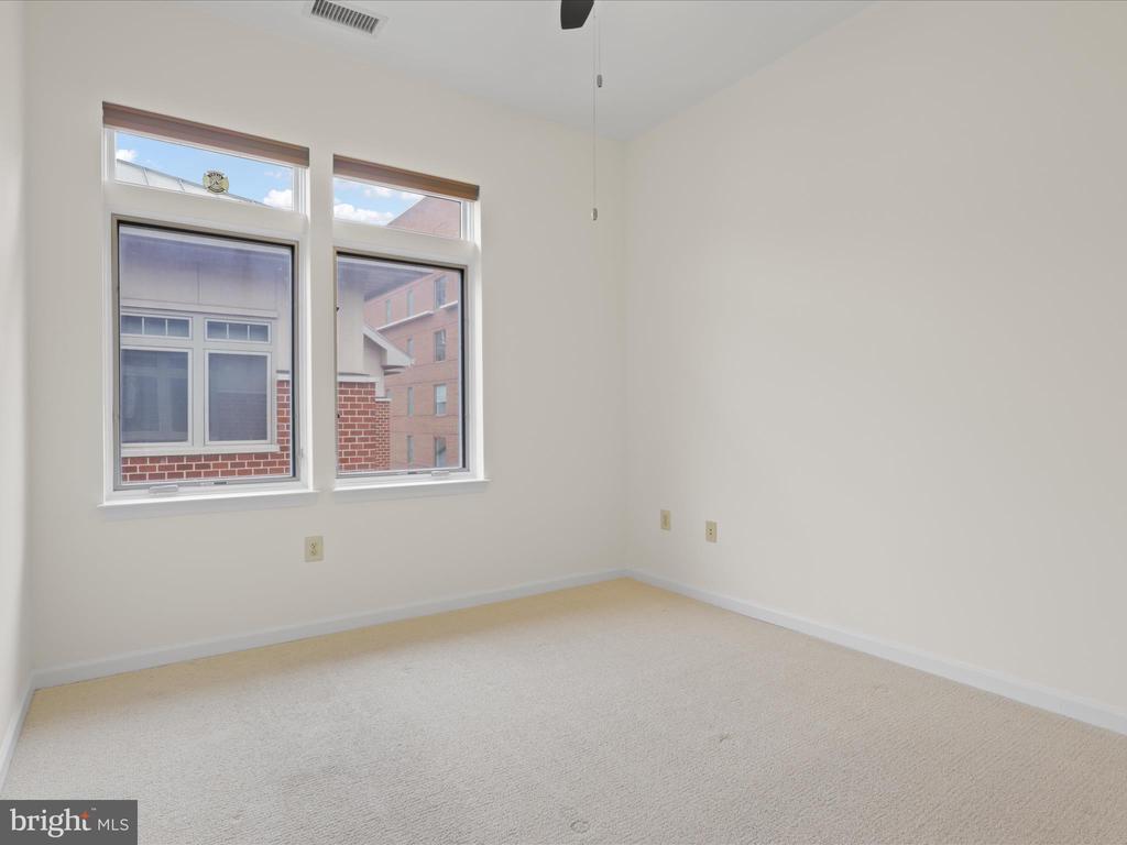 309 HOLLAND LANE 329