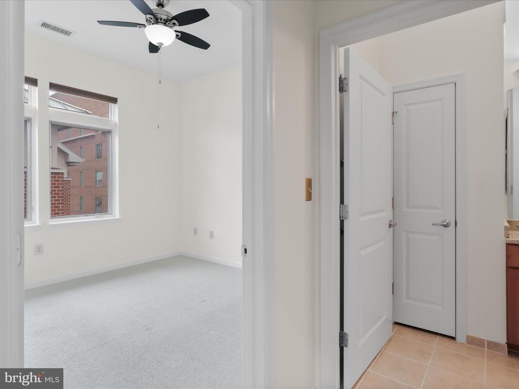 309 HOLLAND LANE 329