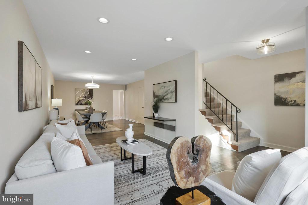 214 DUNCAN AVE A