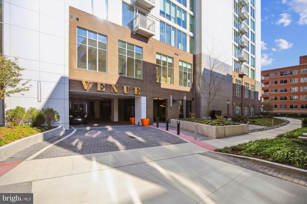925 N FAIRFAX STREET 308