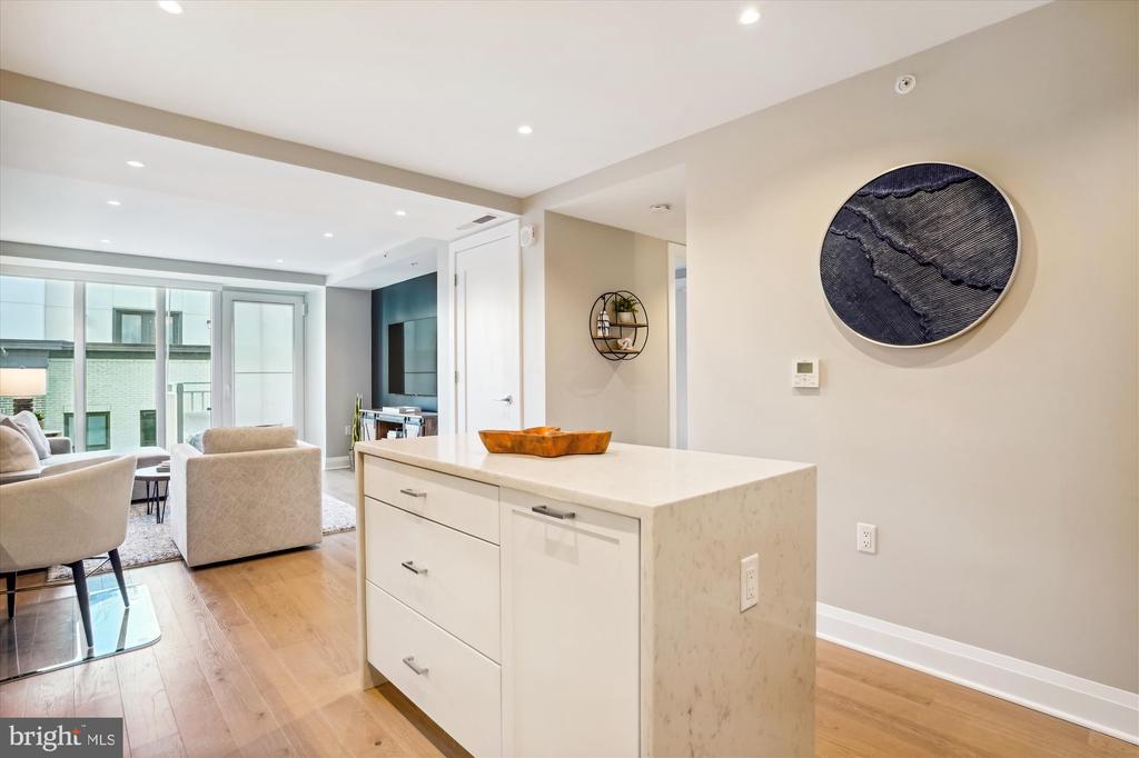 925 N FAIRFAX STREET 308