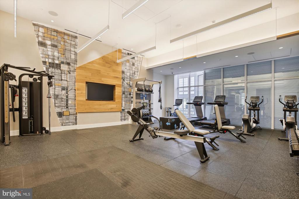 925 N FAIRFAX STREET 308