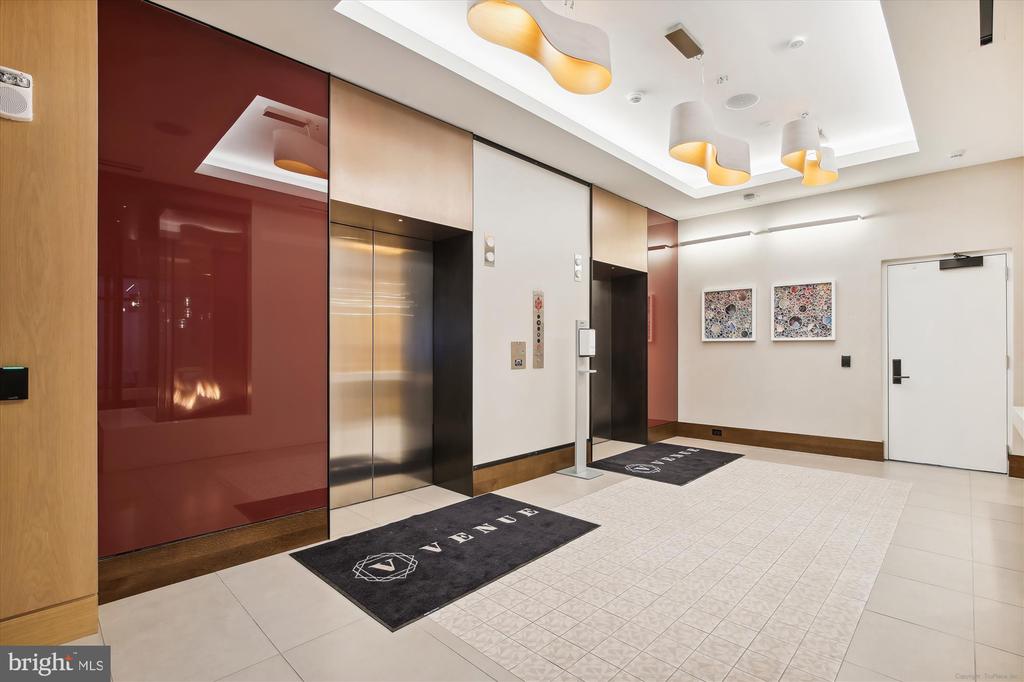 925 N FAIRFAX STREET 308