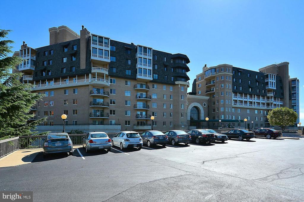 1250 S WASHINGTON STREET 120
