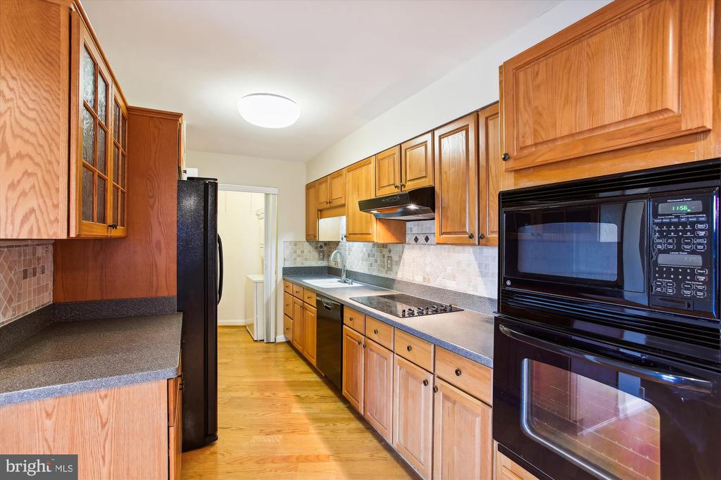 1250 S WASHINGTON STREET 120