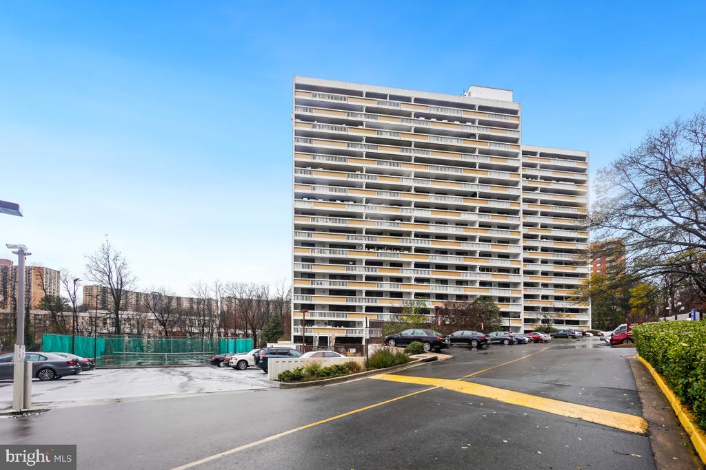 6101 EDSALL ROAD 304