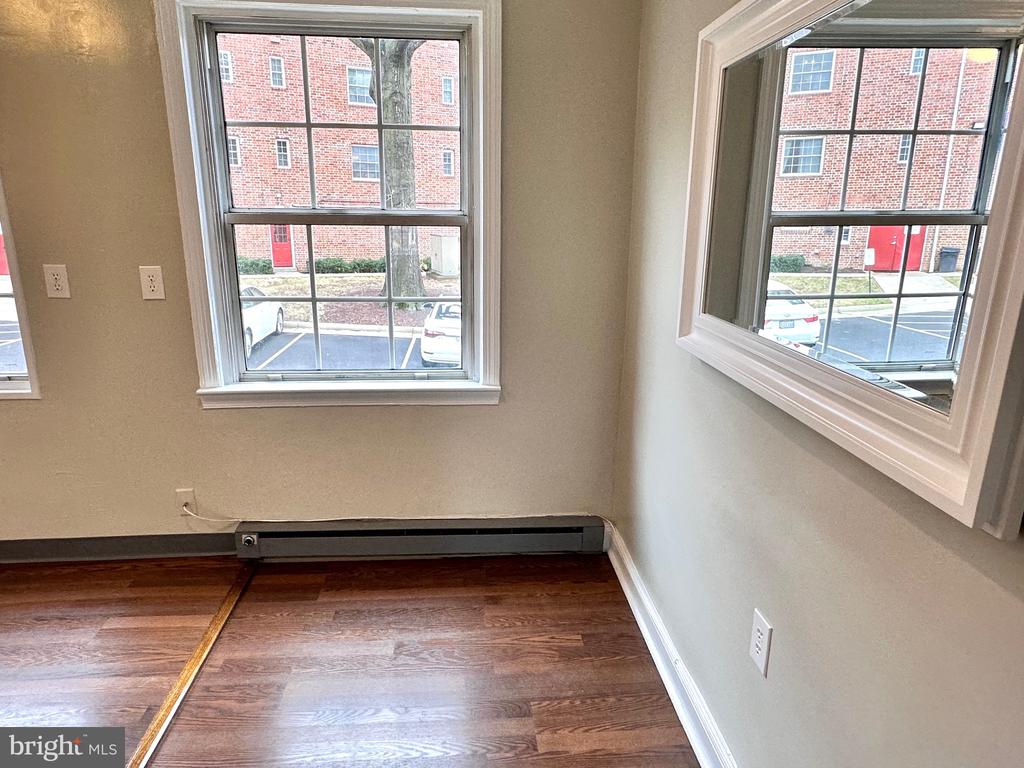 1804 W ABINGDON DRIVE 102