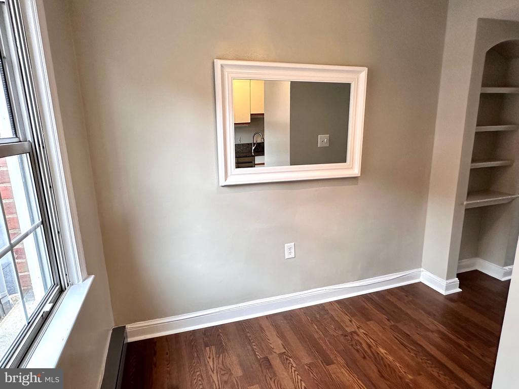 1804 W ABINGDON DRIVE 102