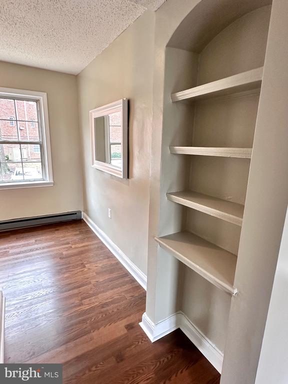 1804 W ABINGDON DRIVE 102