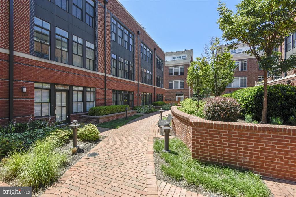 316 THIRD STREET