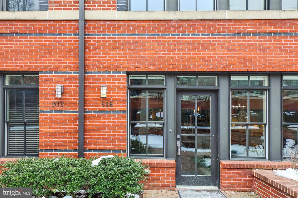 316 THIRD STREET