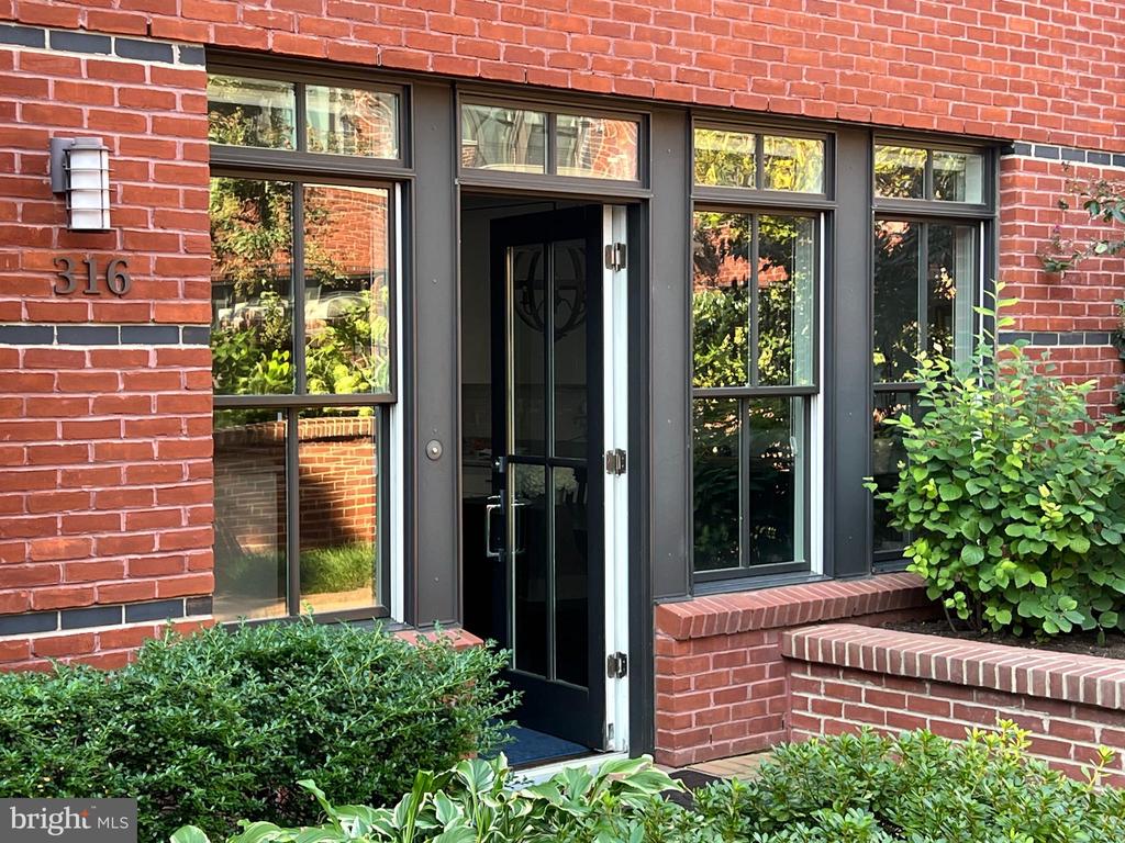 316 THIRD STREET