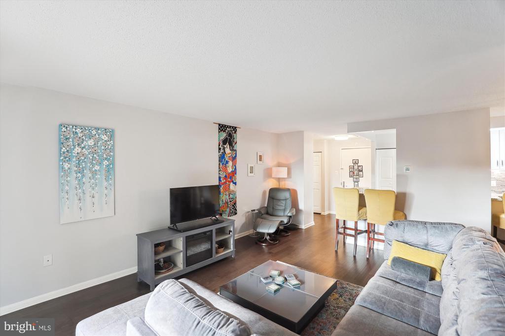 200 N PICKETT STREET 111